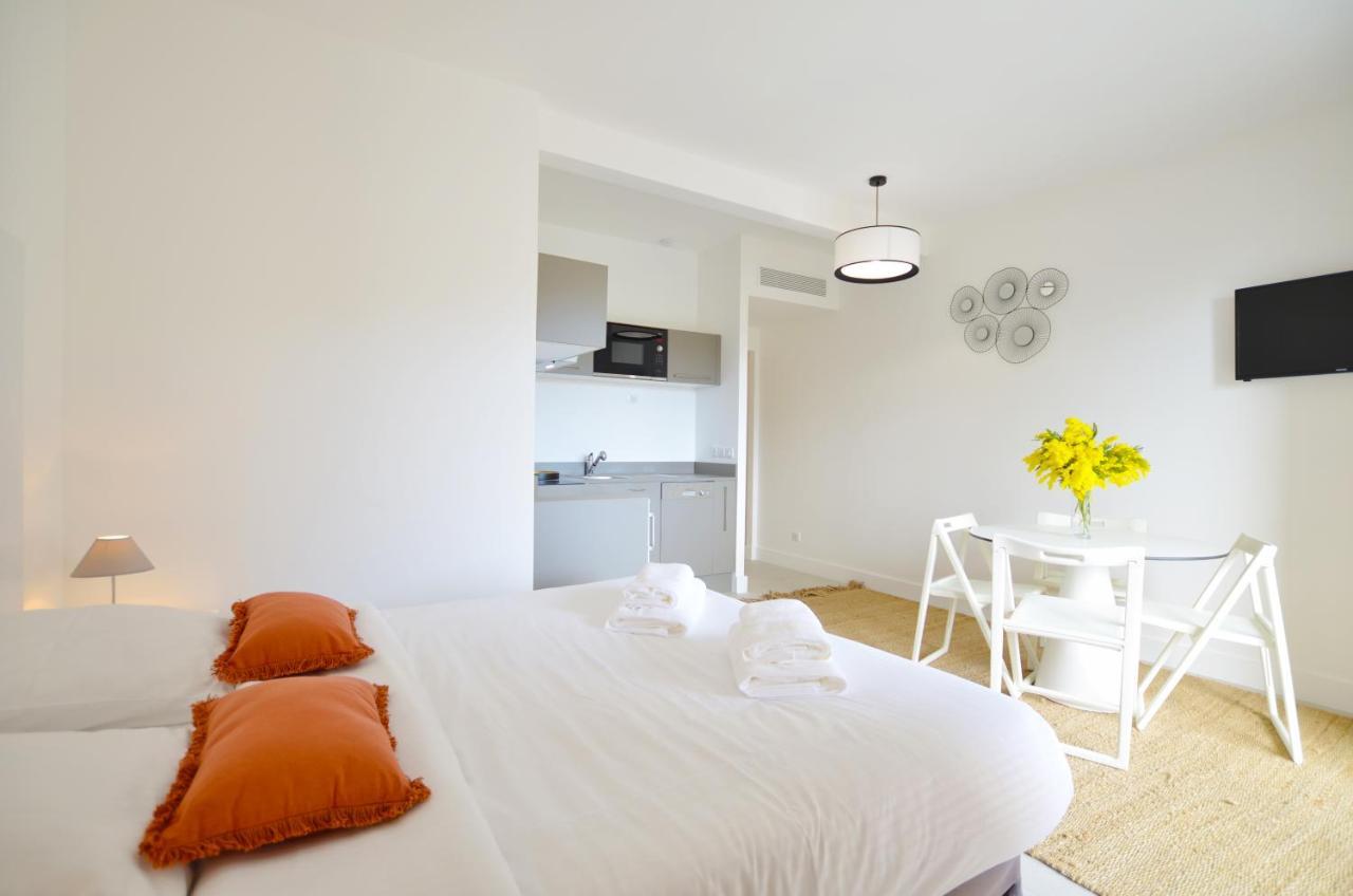 La Perle D'Eze - Aparthotel Экстерьер фото